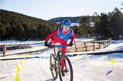 Cuatro triatletas aragoneses en la convocatoria oficial del Campeonato de Europa de Triatlón de Invierno 2023