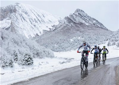 El Valle de Ansó vuelve a poner en juego los títulos nacionales de Triatlón de Invierno