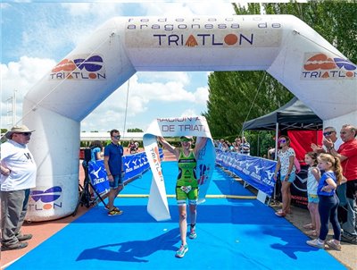 Belén González y Sergio Compés se adjudican el Ranking Aragonés de Triatlón 2018