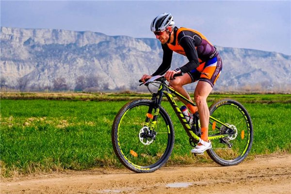 Un duatlón solidario y especial
